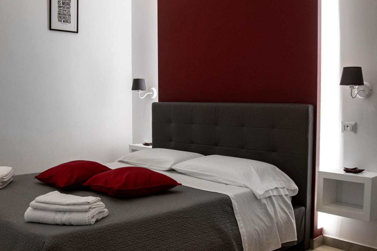 Aurora Luxury Rooms Неаполь Экстерьер фото