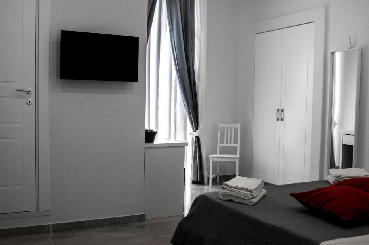 Aurora Luxury Rooms Неаполь Экстерьер фото