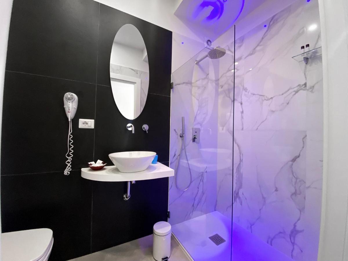 Aurora Luxury Rooms Неаполь Экстерьер фото
