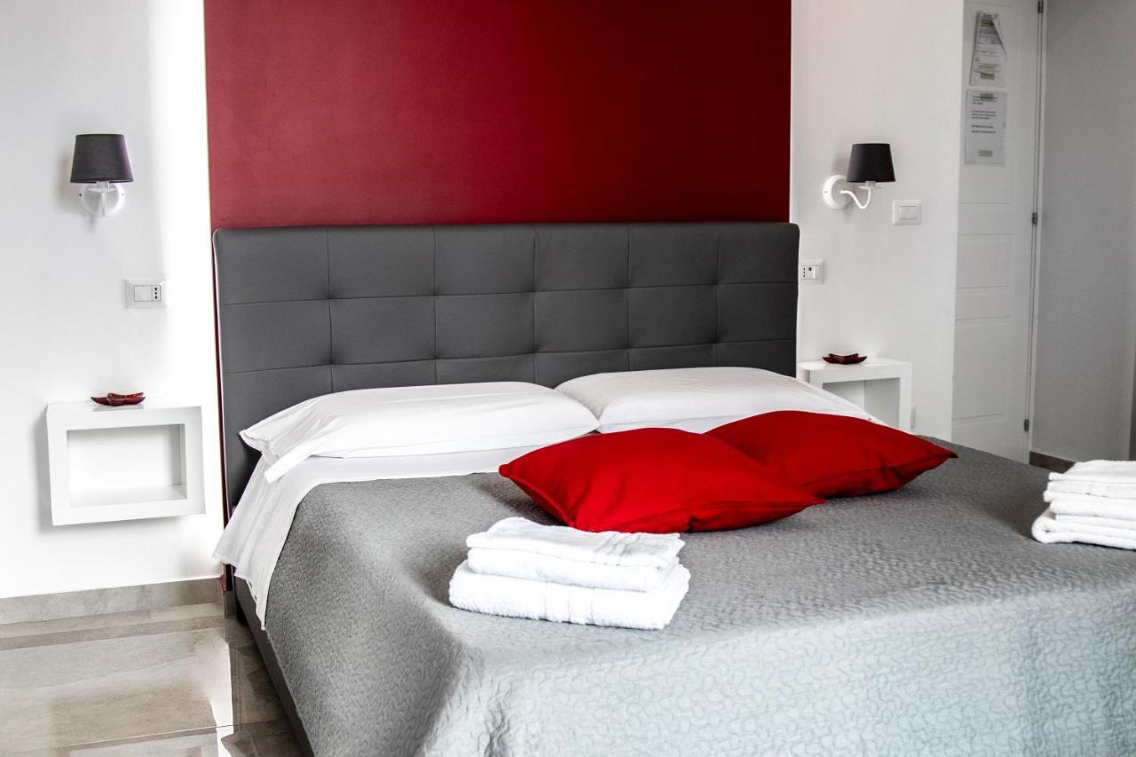Aurora Luxury Rooms Неаполь Экстерьер фото