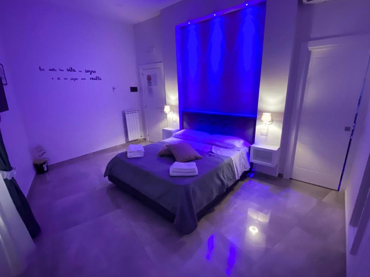 Aurora Luxury Rooms Неаполь Экстерьер фото